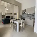 Casa Amurusa Авола